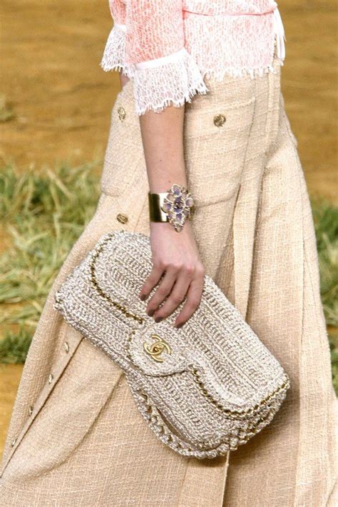 Karl Lagerfeld Debuts the New Chanel Cruise 2010 Collection